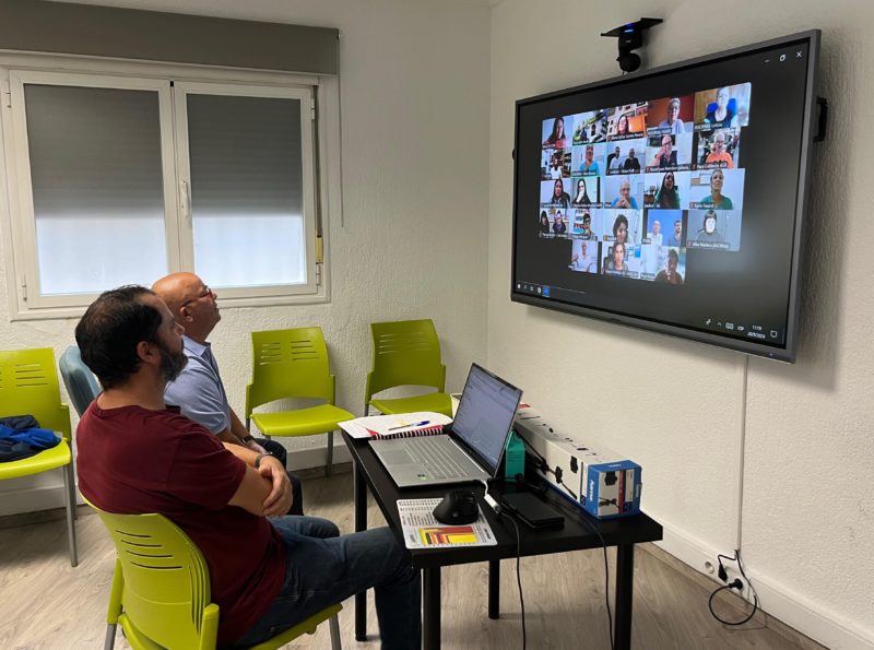 Reunión virtual de delegados de personas mayores sordas y técnicos de la federaciones miembro de la CNSE